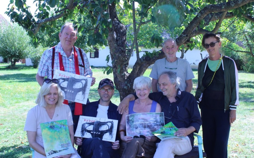Petra Werkovits (Künstlerdorf Neumarkt/Raab), Horst
                                                Horvath (Koordinator eu-art-network), Klaus Ludwig Kerstinger (Künstler), Elke Mischling (Präsidentin eu-art-network), Wolfgang
                                                Horwath (Kurator eu-art-network), Hans Wetzelsdorfer (Künstler) und Eveline Lehner (Künstlerin)