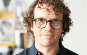 Autor Martin Prinz erzählt vom Ungeheuerlichen, nüchtern
                                 und den Tatsachen verpflichtet